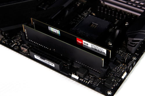 光威弈系列Pro 首款真正意義上的國(guó)產(chǎn)內(nèi)存，開啟計(jì)算機(jī)軟硬件自主新篇章